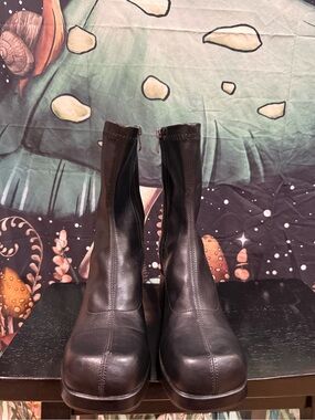 Black Leather Square-Toe Zip Ankle Boots